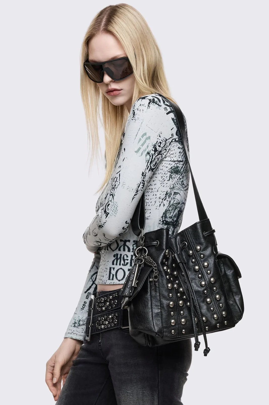 1010-kara-vegan-leather-bucket-bag-2.webp Kara Vegan Leather Bucket Bag