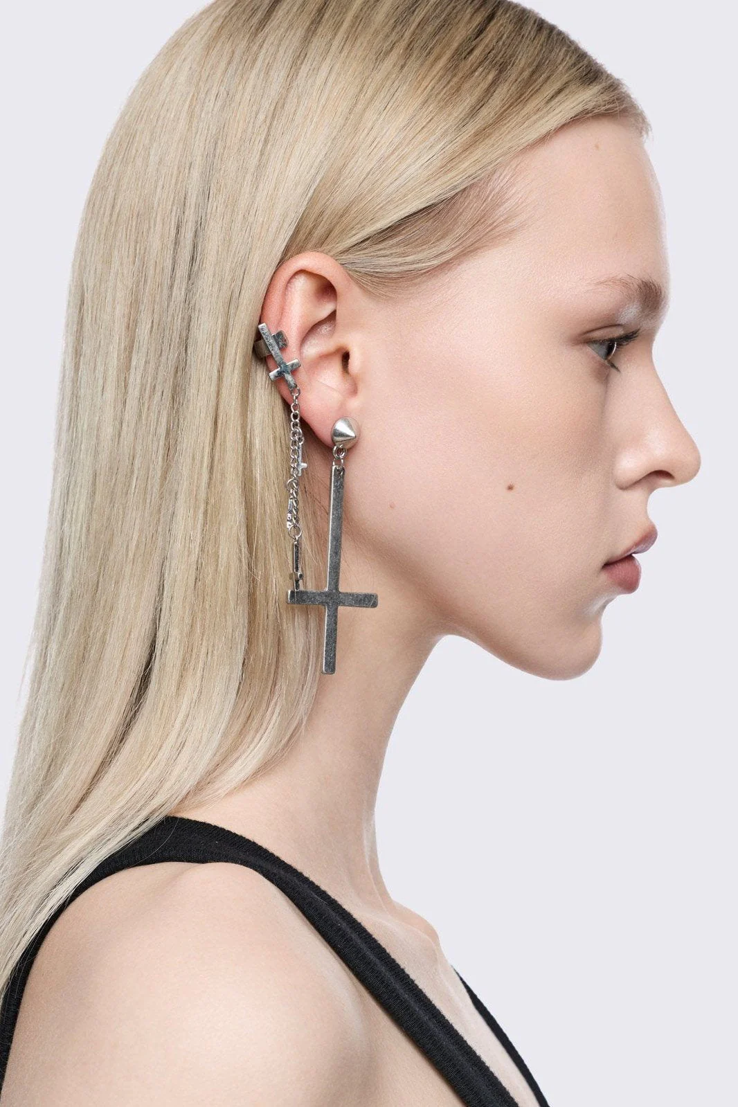 1016-saintbreaker-earring-set-4.webp Saintbreaker Earring Set