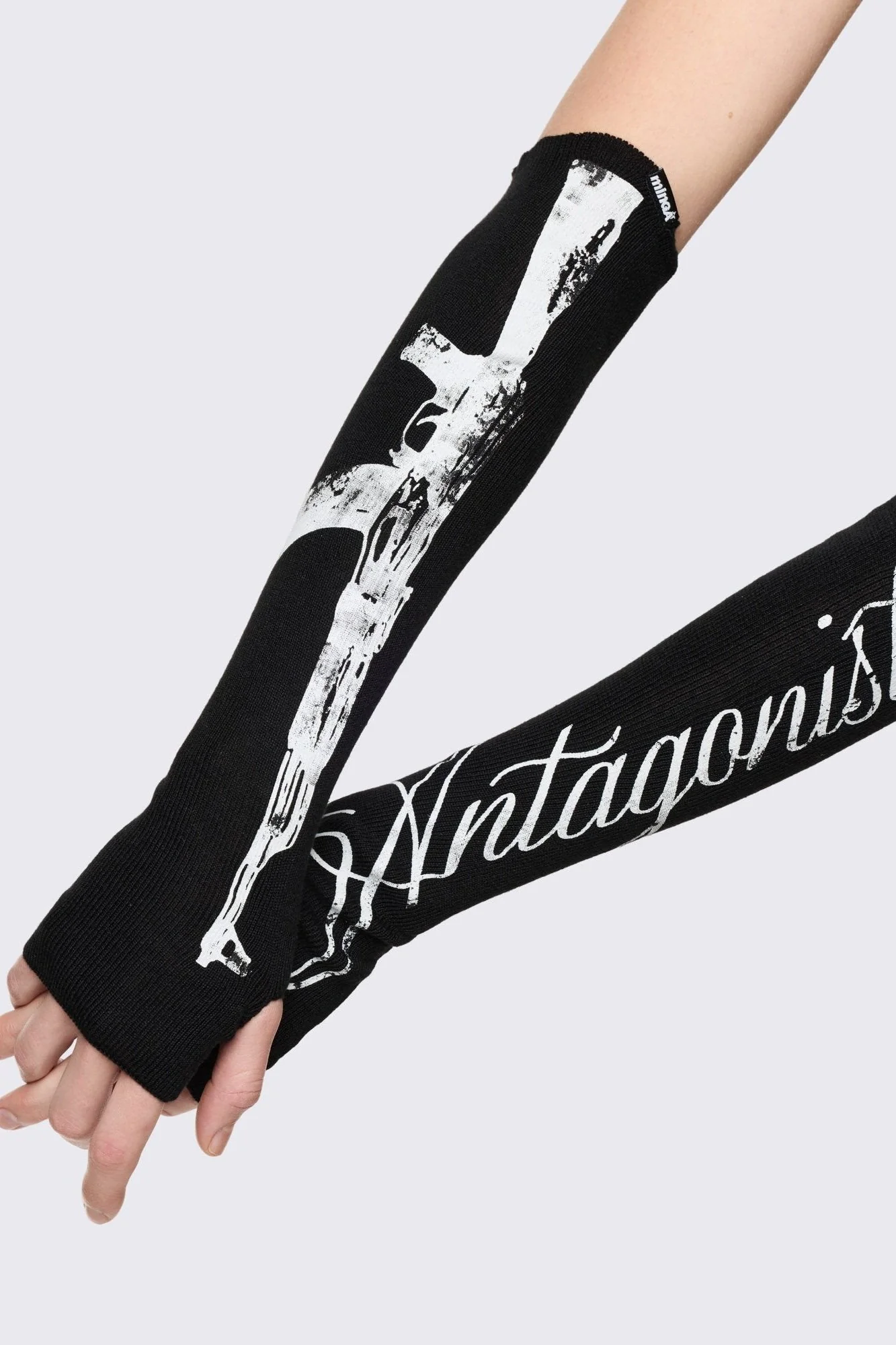 1031-antagonist-arm-warmers-2.webp Antagonist Arm Warmers
