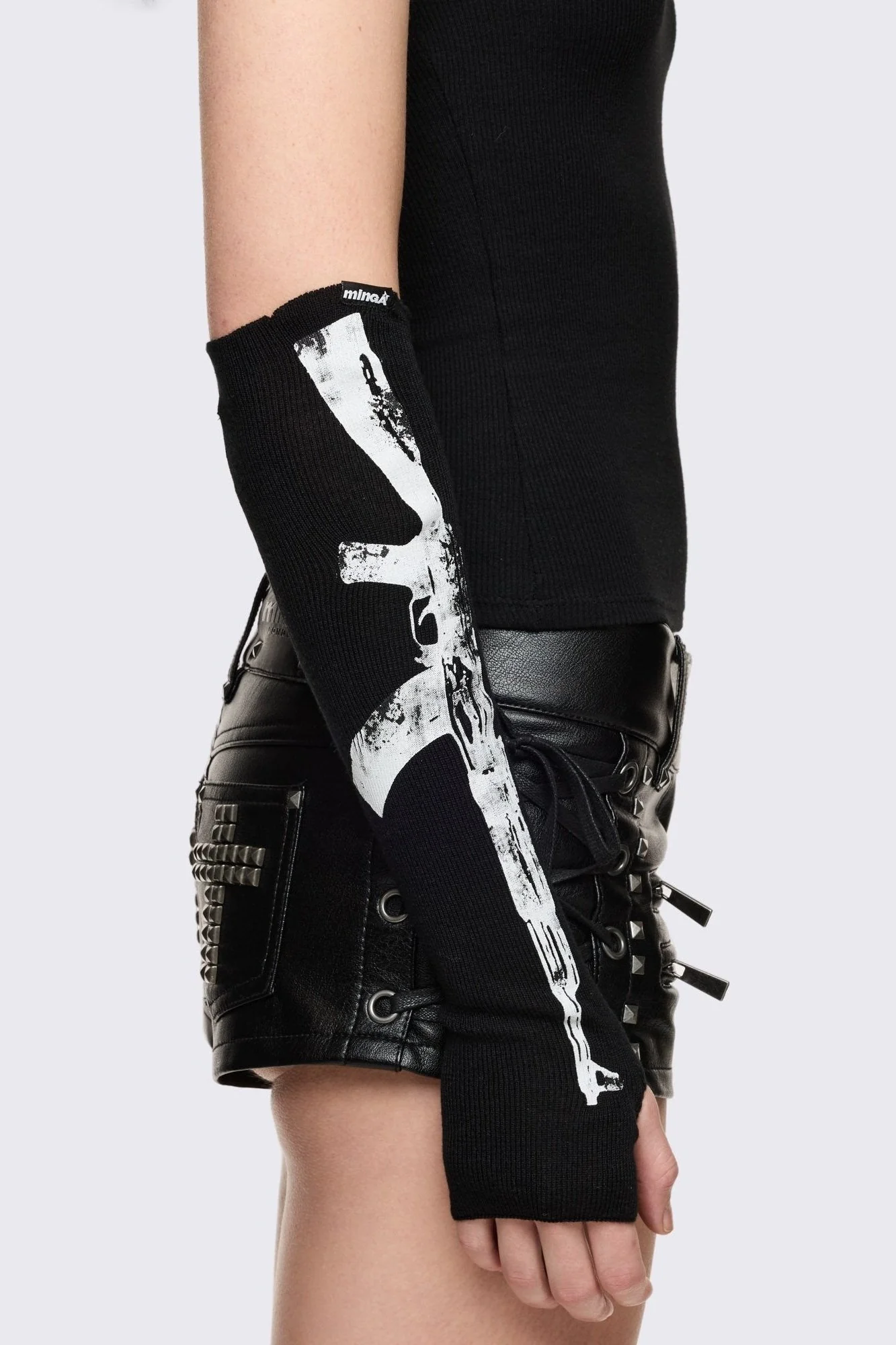 1031-antagonist-arm-warmers-3.webp Antagonist Arm Warmers