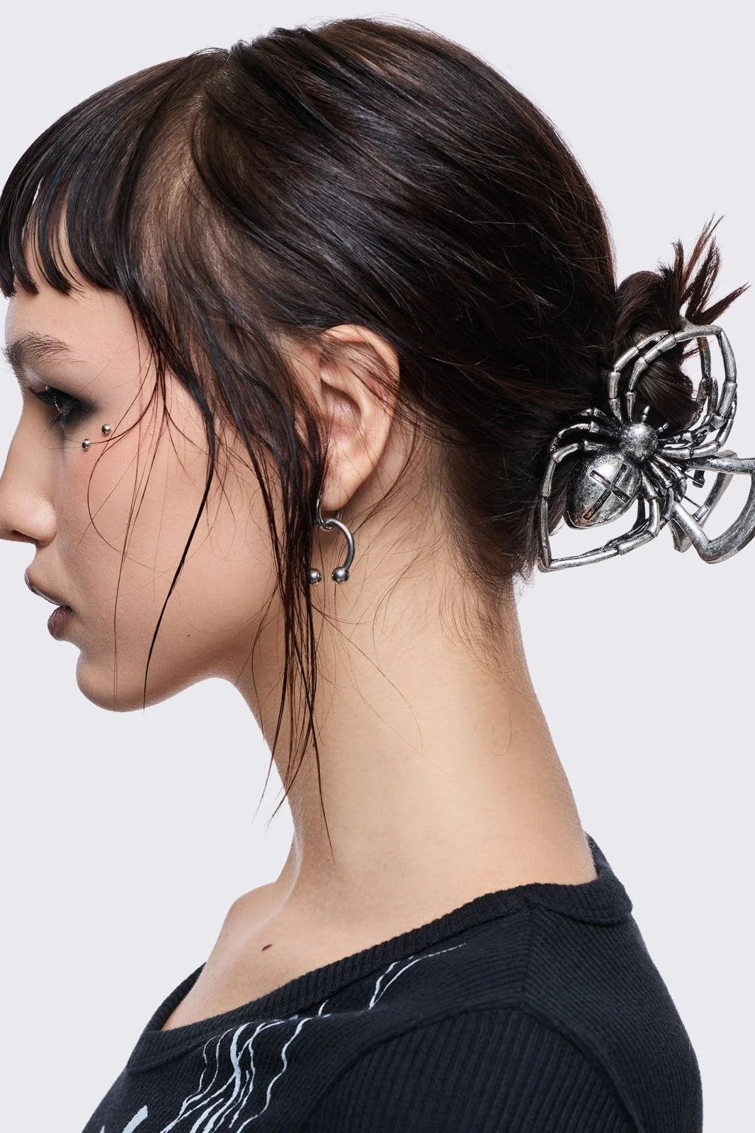 1033-arachne-claw-clip-2.webp Arachne Claw Clip