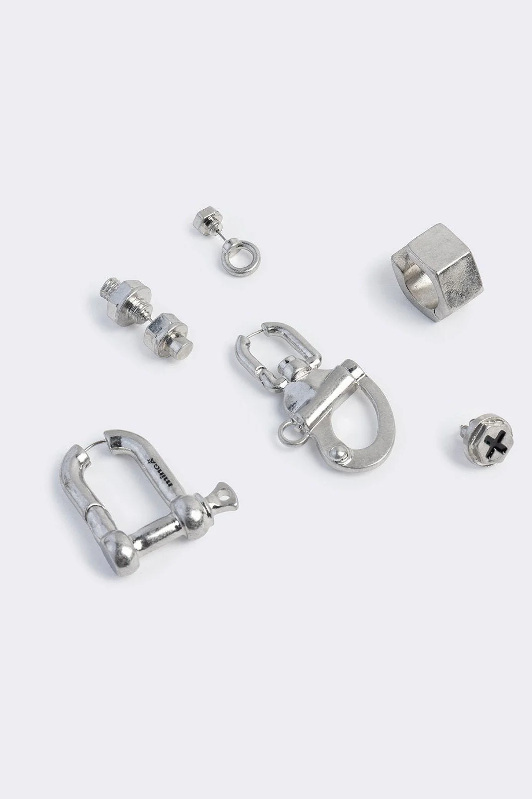 1034-screwed-earring-set-4.webp Screwed Earring Set