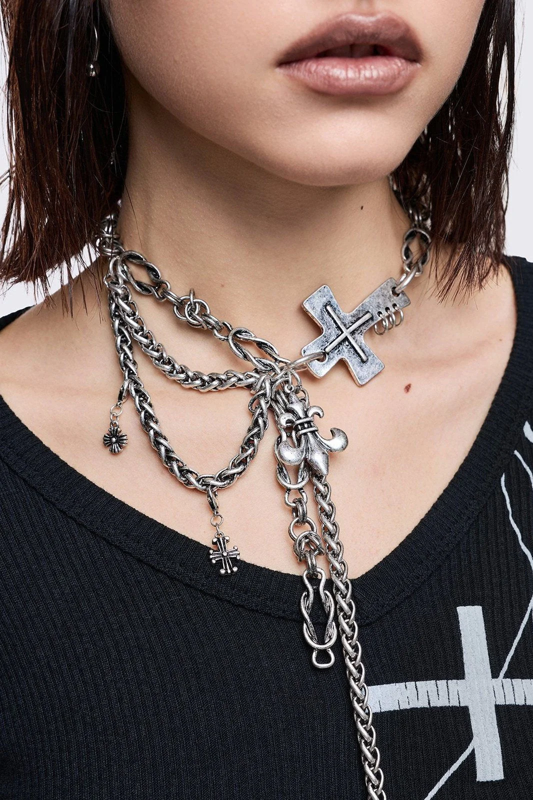 1046-damnation-necklace-4.webp Damnation Necklace