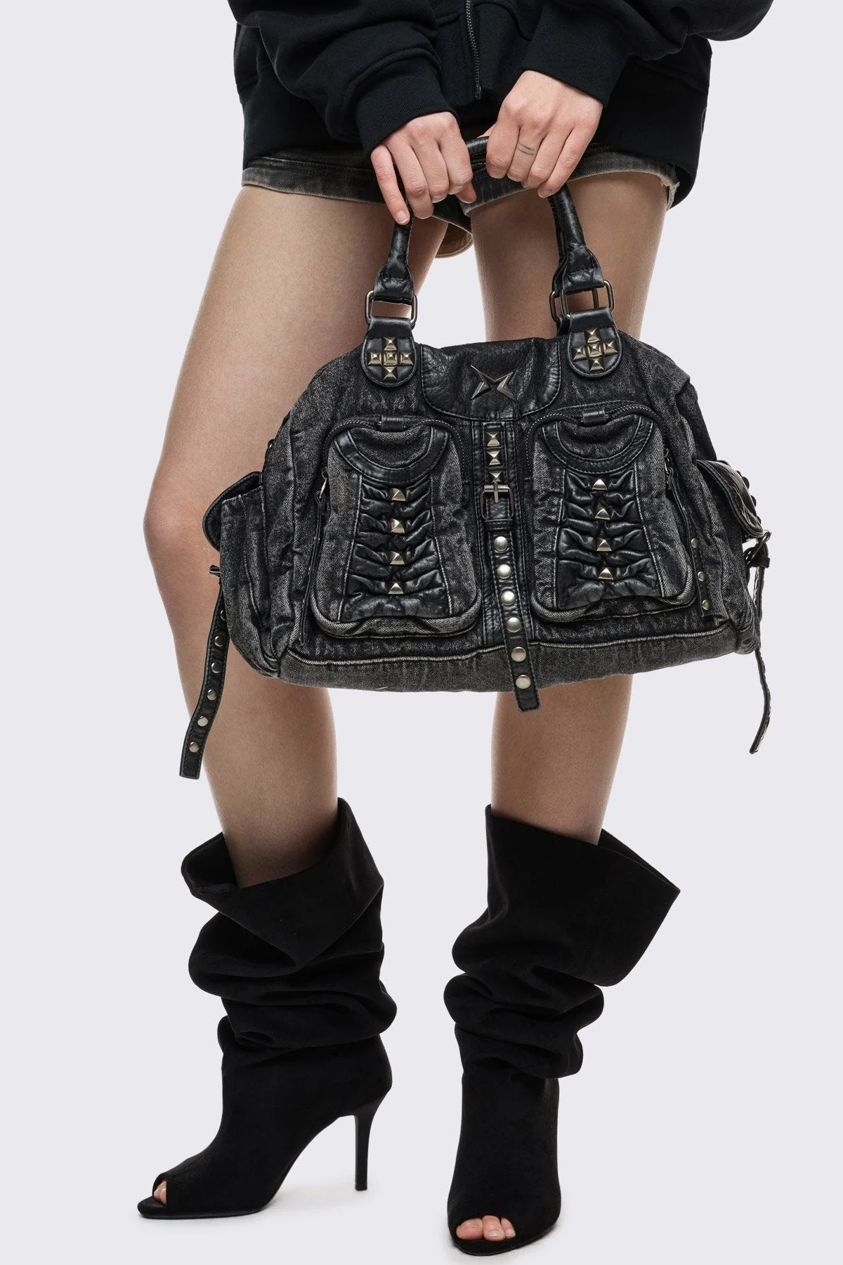 106-vicious-denim-shoulder-bag-7.webp Vicious Denim Shoulder Bag