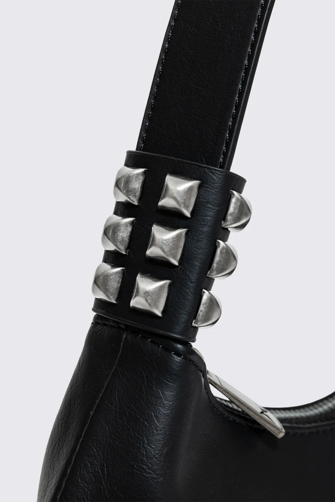 110-sinner-vegan-shoulder-bag-5.webp Sinner Vegan Shoulder Bag