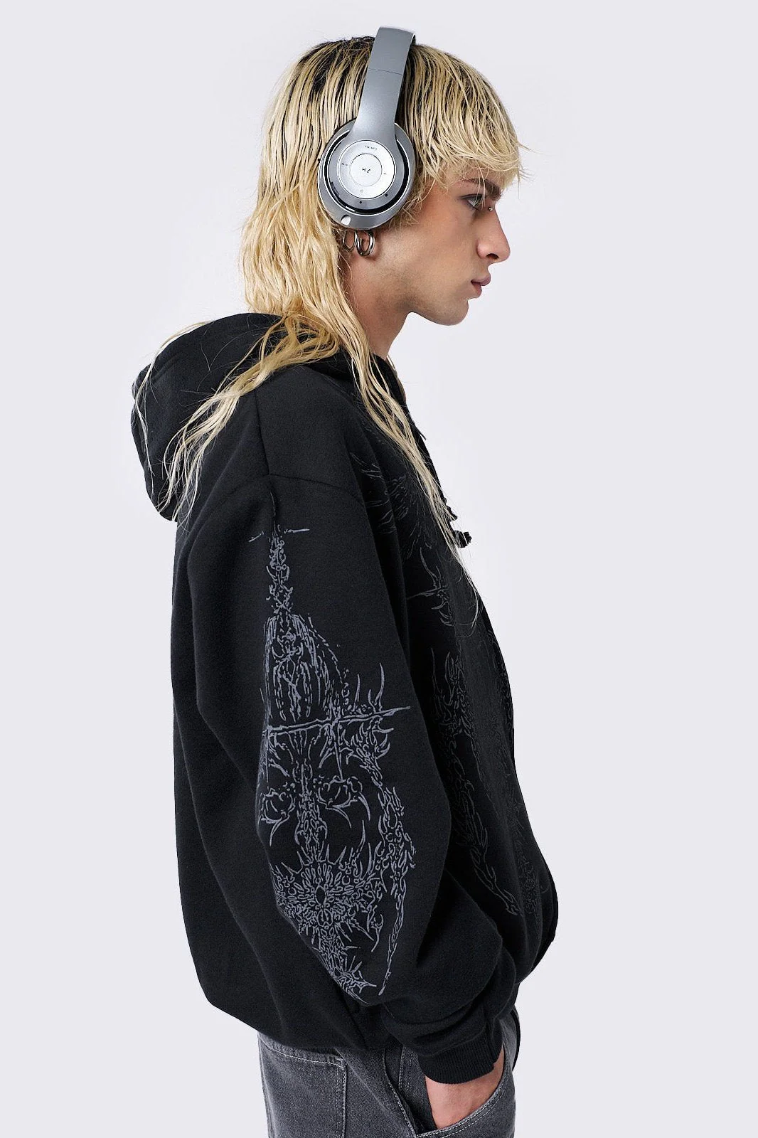 1105-enigmatic-black-zip-up-hoodie-5.webp Enigmatic Black Zip Up Hoodie