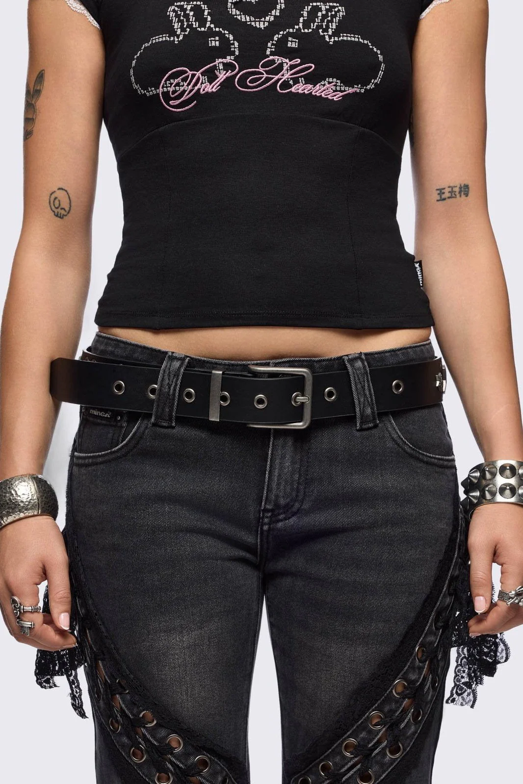 1130-x-laced-buckle-belt-2.webp X-Laced Buckle Belt