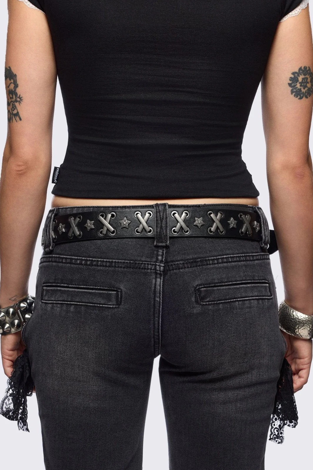 1130-x-laced-buckle-belt-3.webp X-Laced Buckle Belt