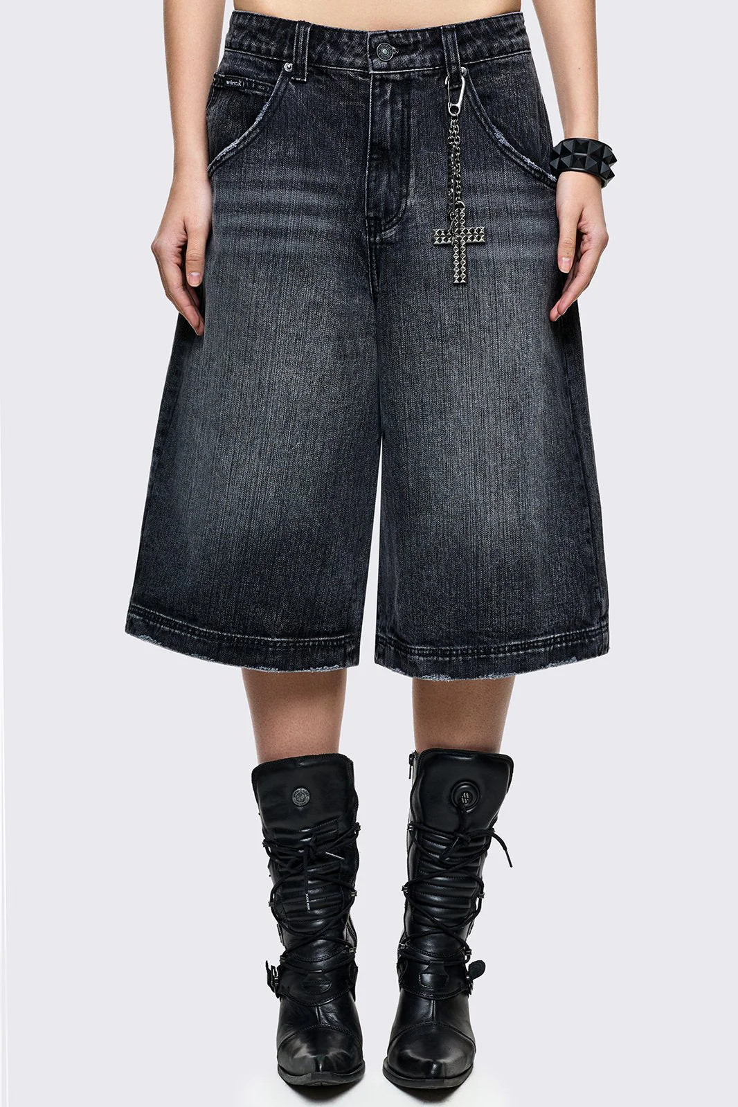 Worn Black Washed Jorts