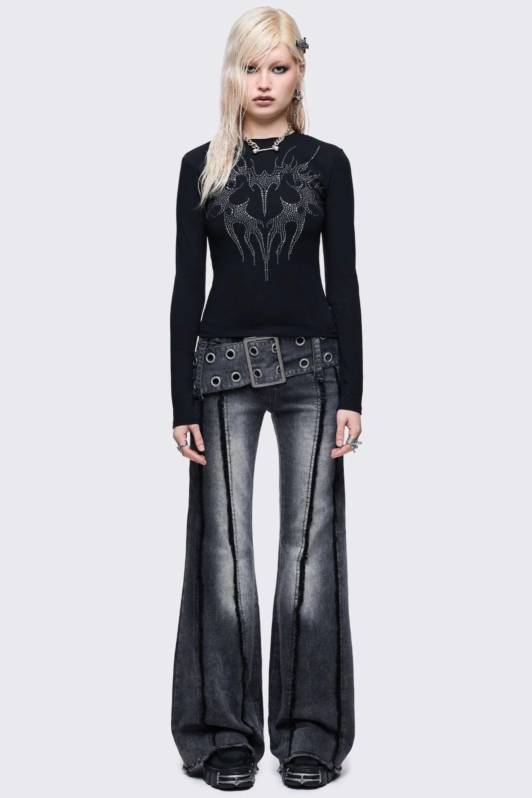 1224-burning-heart-top-2.webp Burning Heart Top