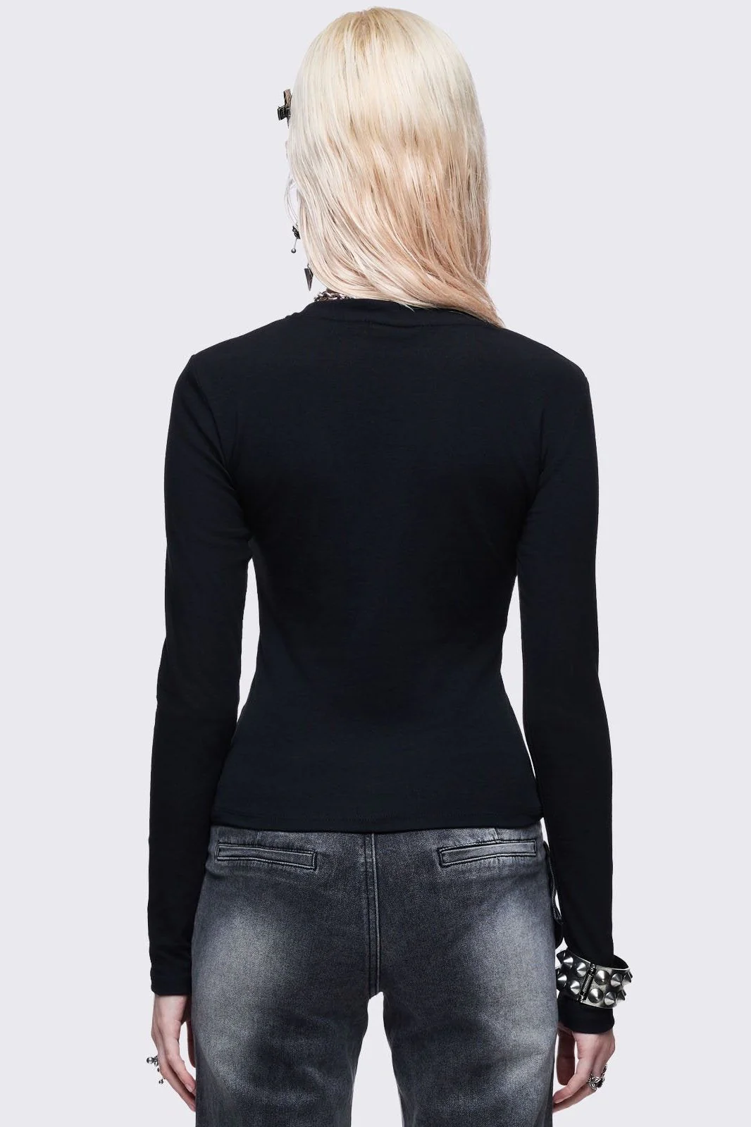 1224-burning-heart-top-4.webp Burning Heart Top