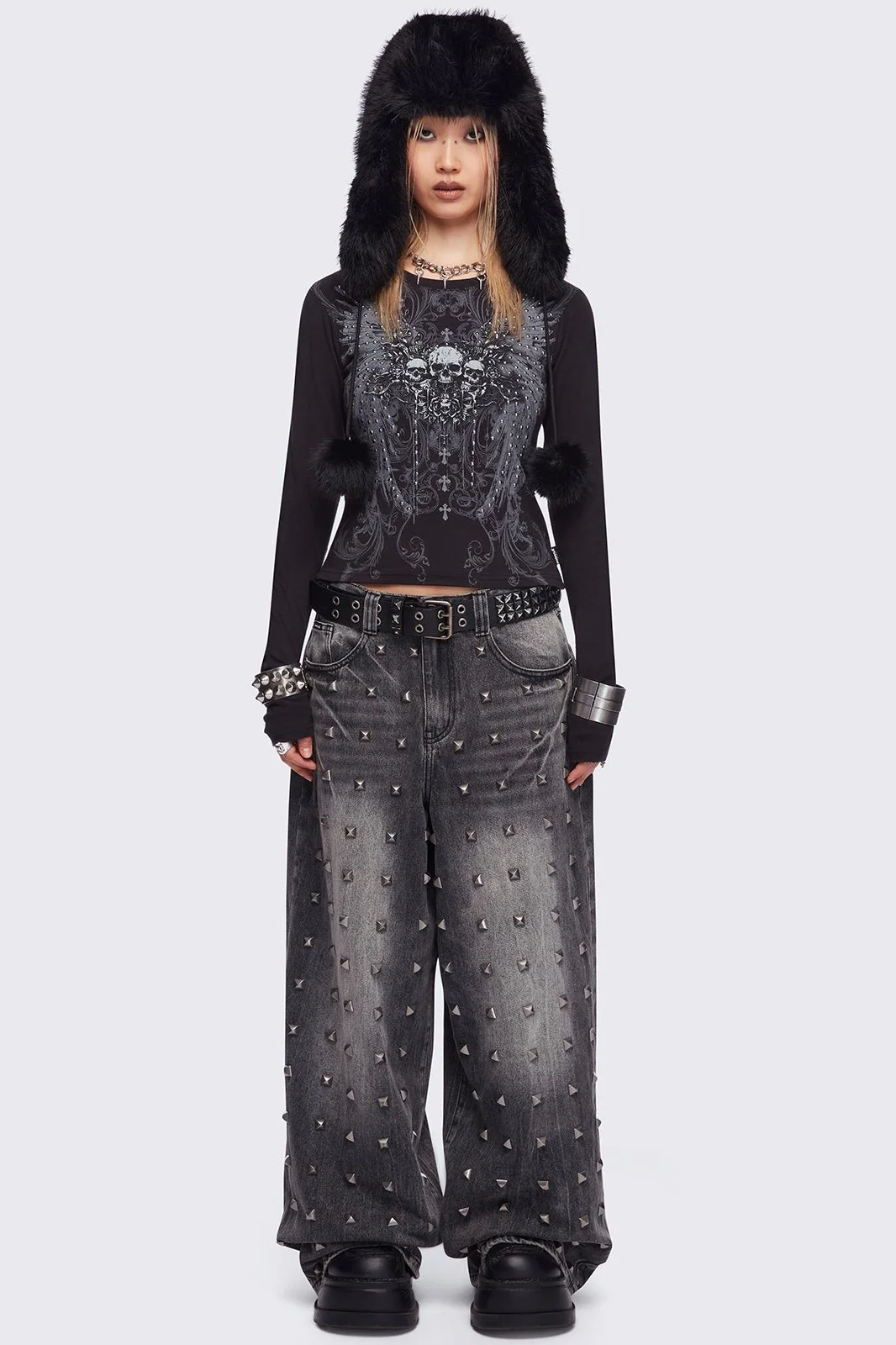 1280-graveborn-black-top-2.webp Graveborn Black Top