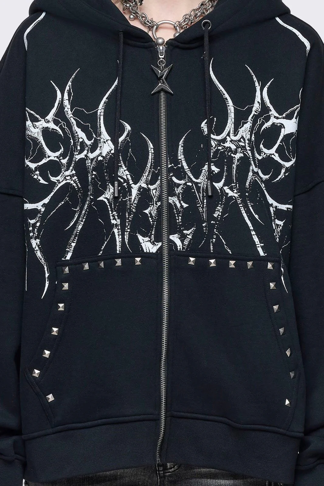 1309-hearth-of-horns-zip-up-hoodie-3.webp Hearth of Horns Zip Up Hoodie