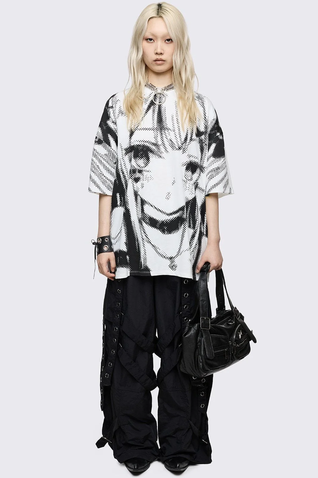 1386-anime-cutie-t-shirt-2.webp Anime Cutie T-Shirt