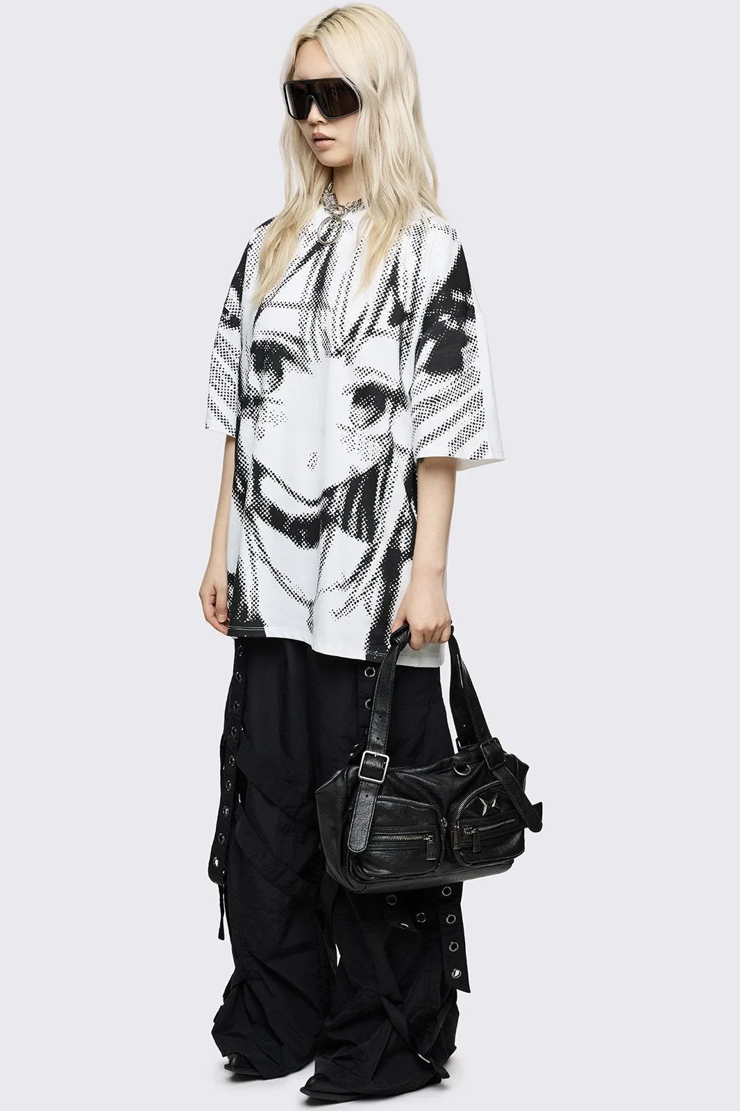 1386-anime-cutie-t-shirt-7.webp Anime Cutie T-Shirt