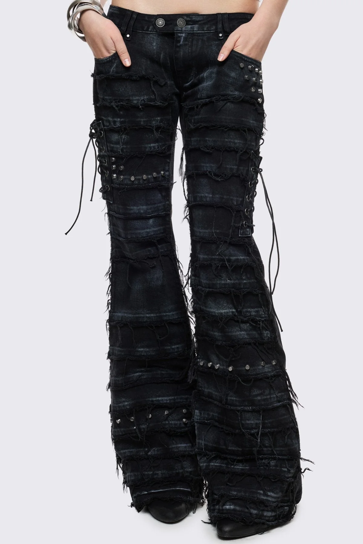 146-dash-flared-jeans-4.webp Dash Flared Jeans