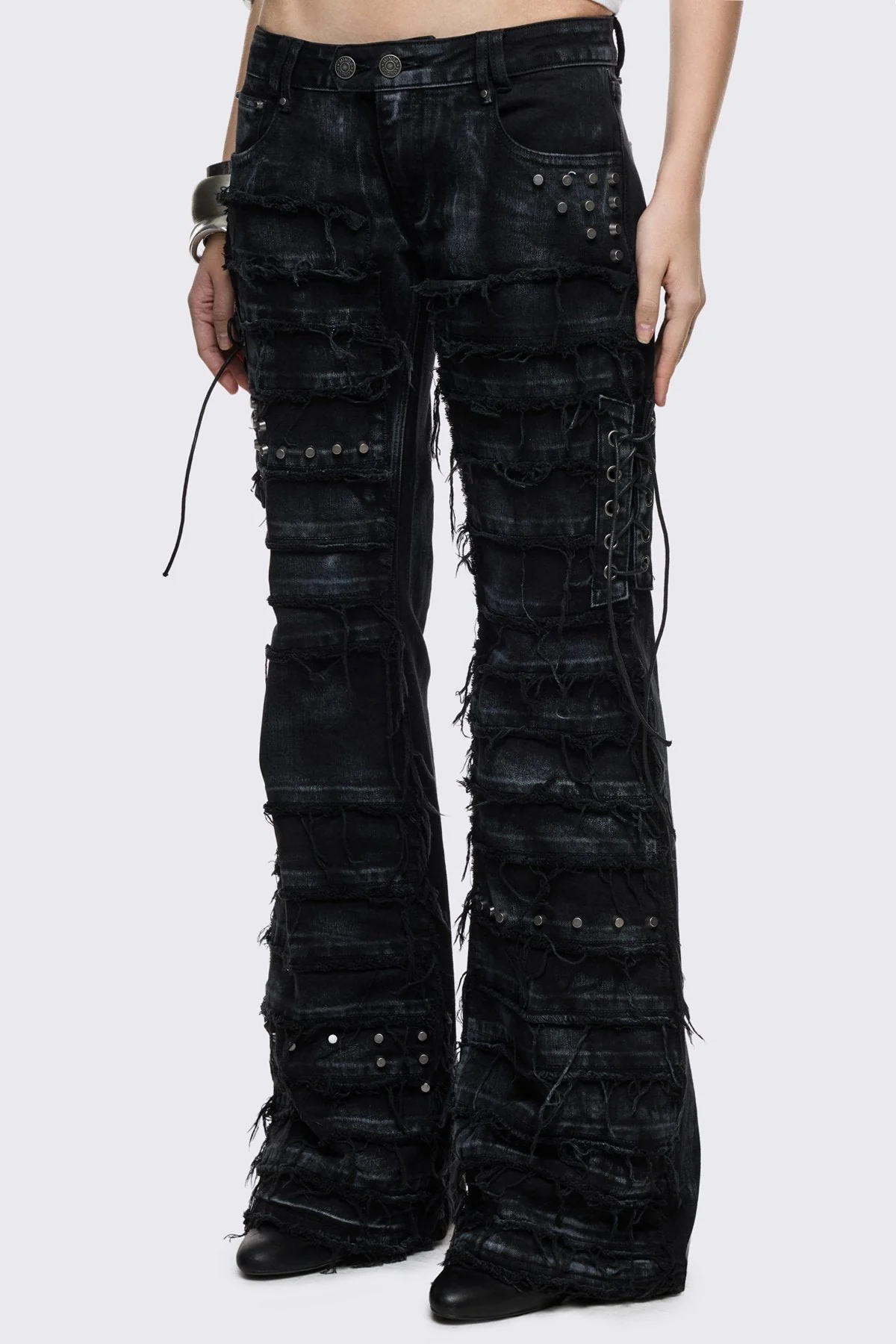 146-dash-flared-jeans-6.webp Dash Flared Jeans