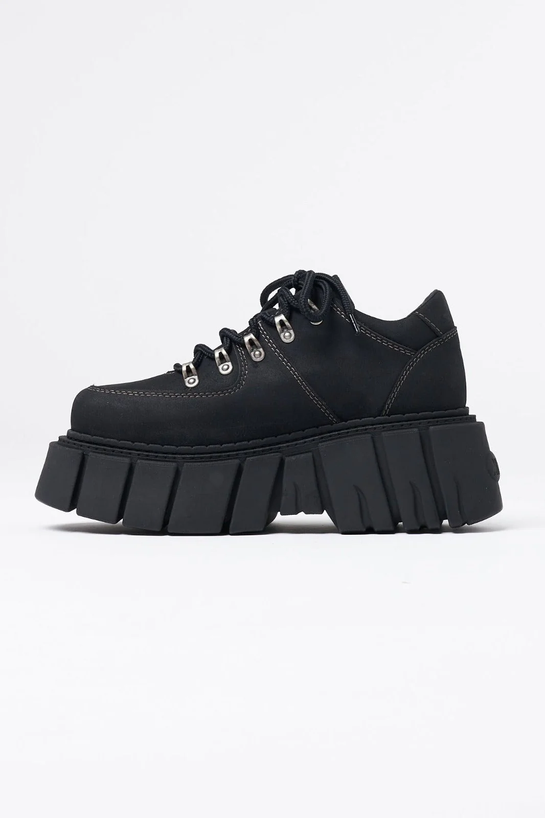 1472-arden-black-shoes-6.webp Arden Black Shoes