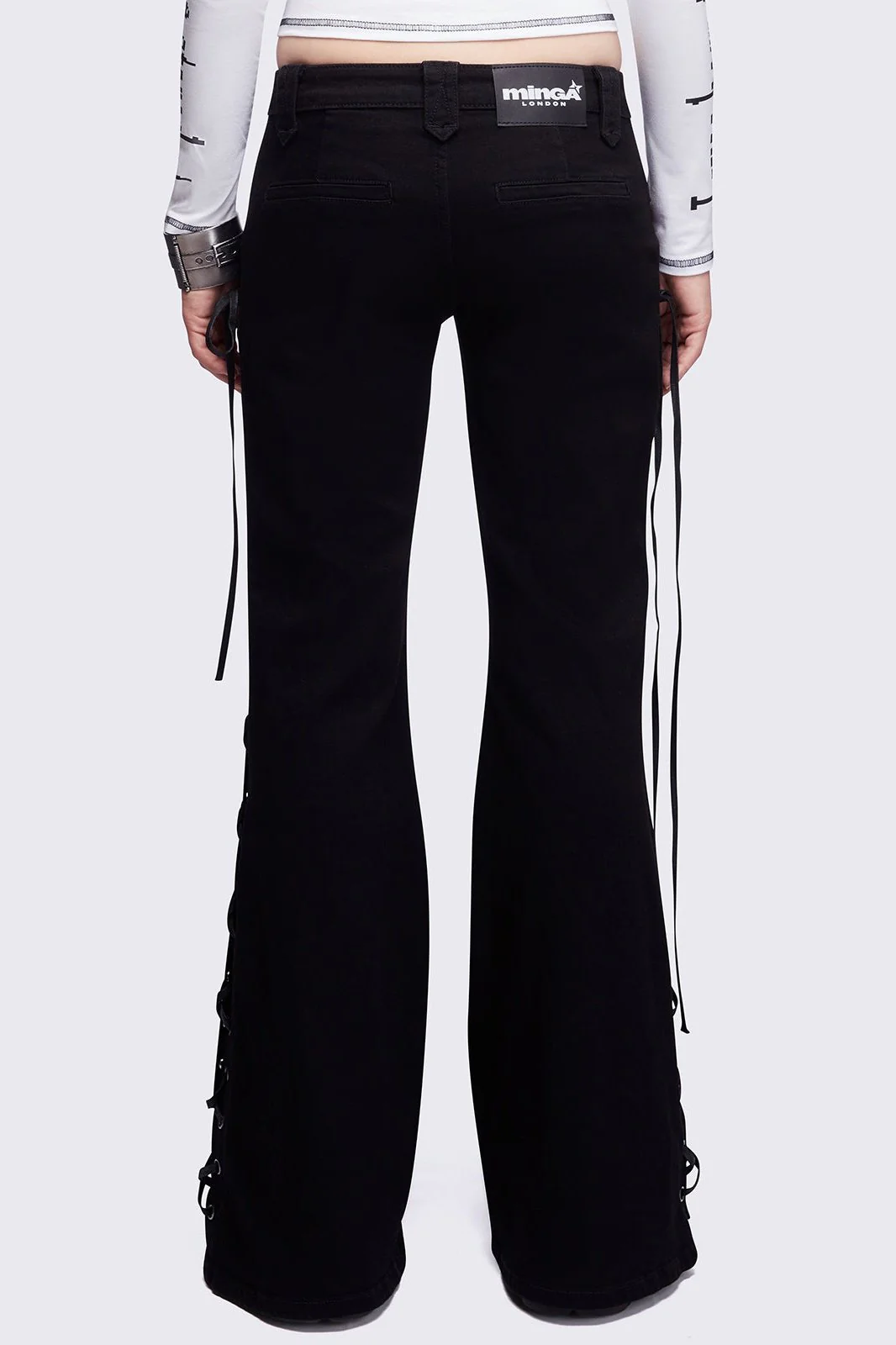 2101-alyssa-flared-jeans-3.webp Alyssa Flared Jeans