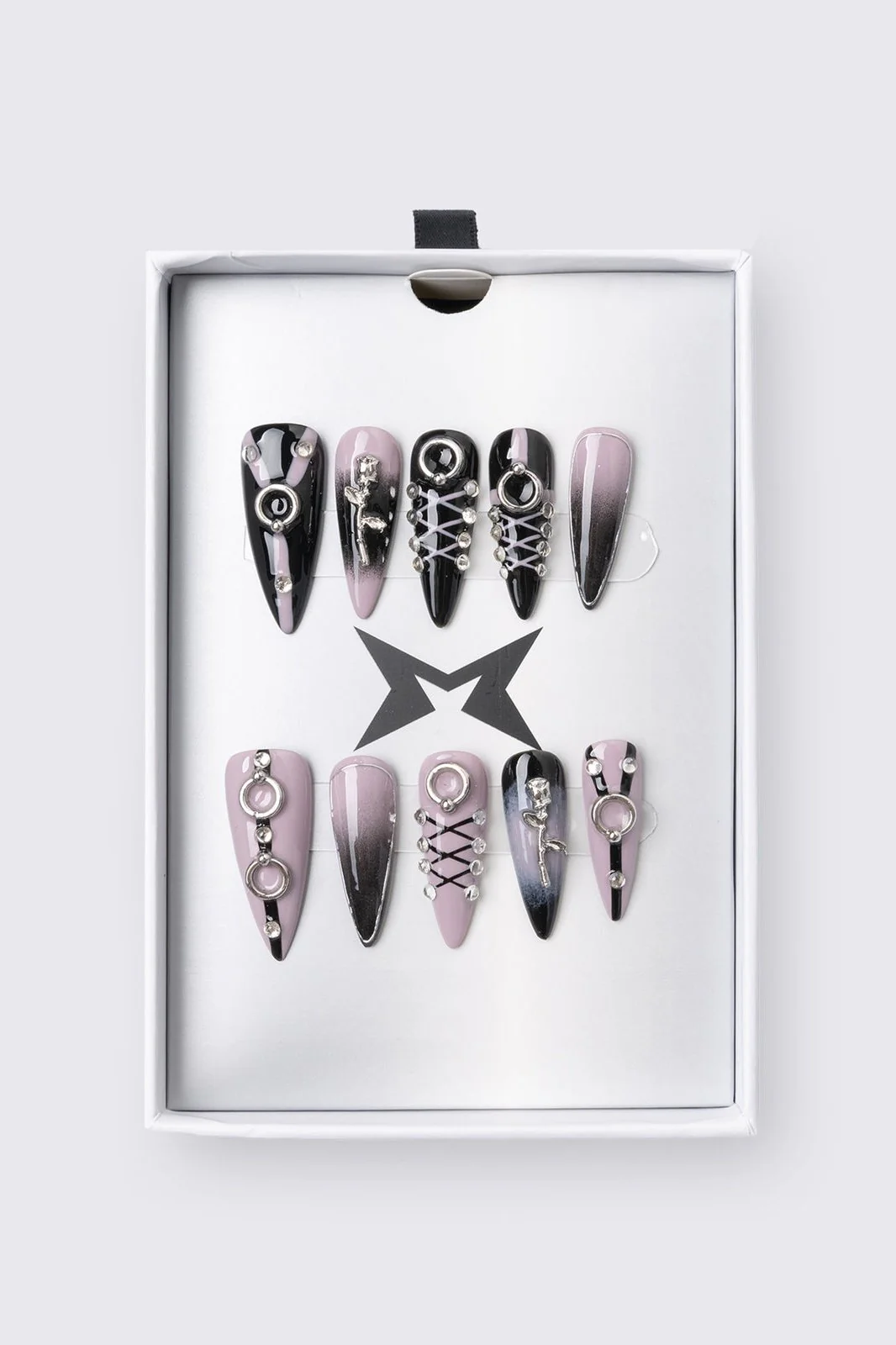 2111-cutie-claws-press-on-nail-set-3.webp Cutie Claws Press On Nail Set
