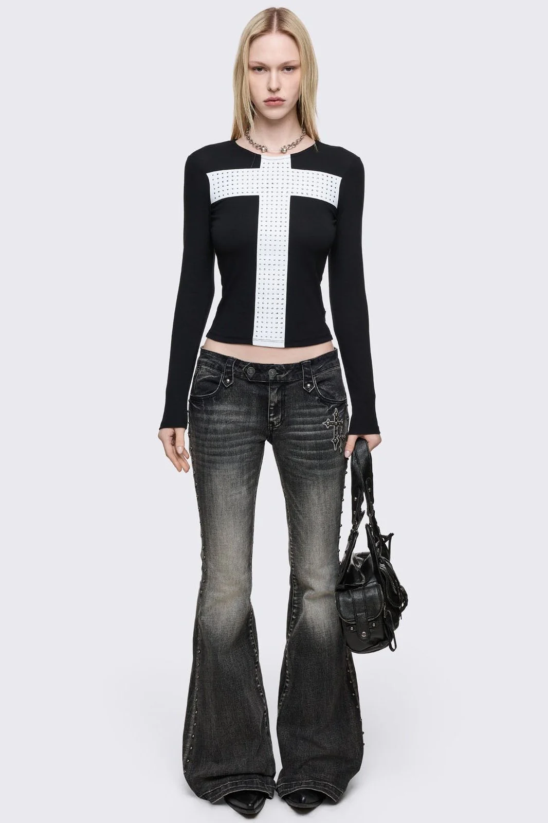 2141-damned-black-top-2.webp Damned Black Top