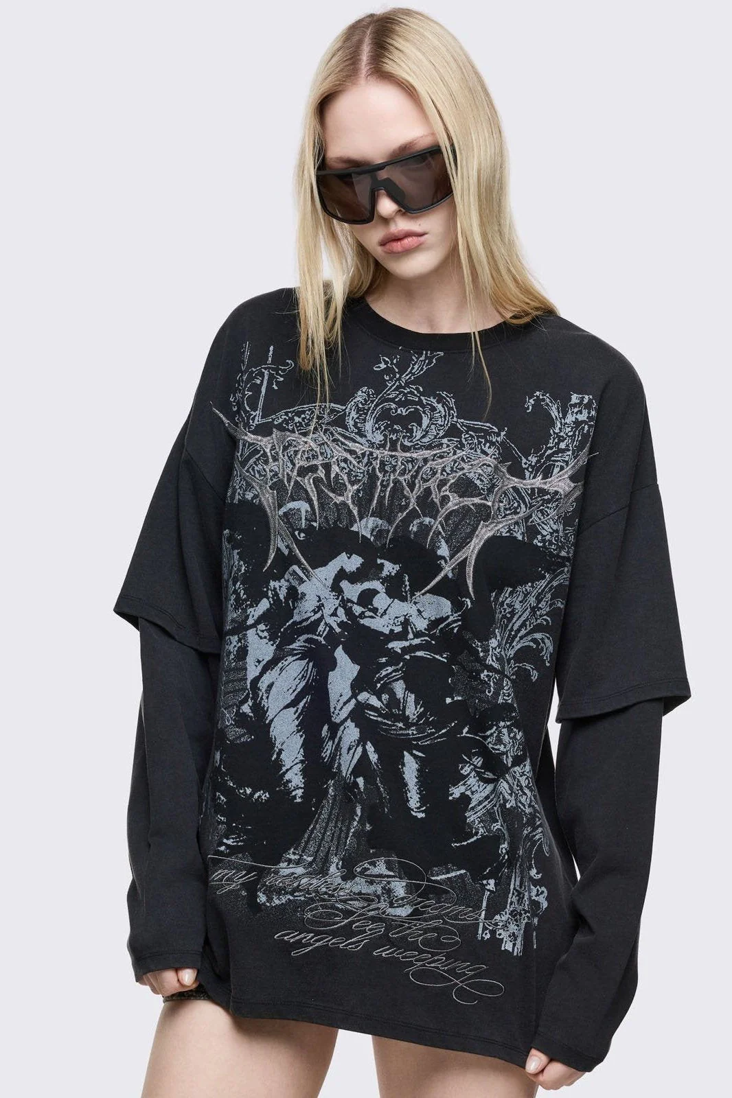 2332-dark-renaissance-layered-t-shirt-5.webp Dark Renaissance Layered T-Shirt