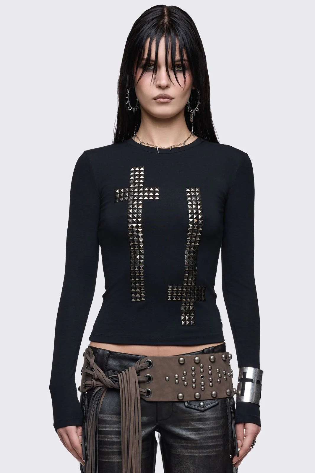 2404-saint-rebellion-top-1.webp Saint Rebellion Top