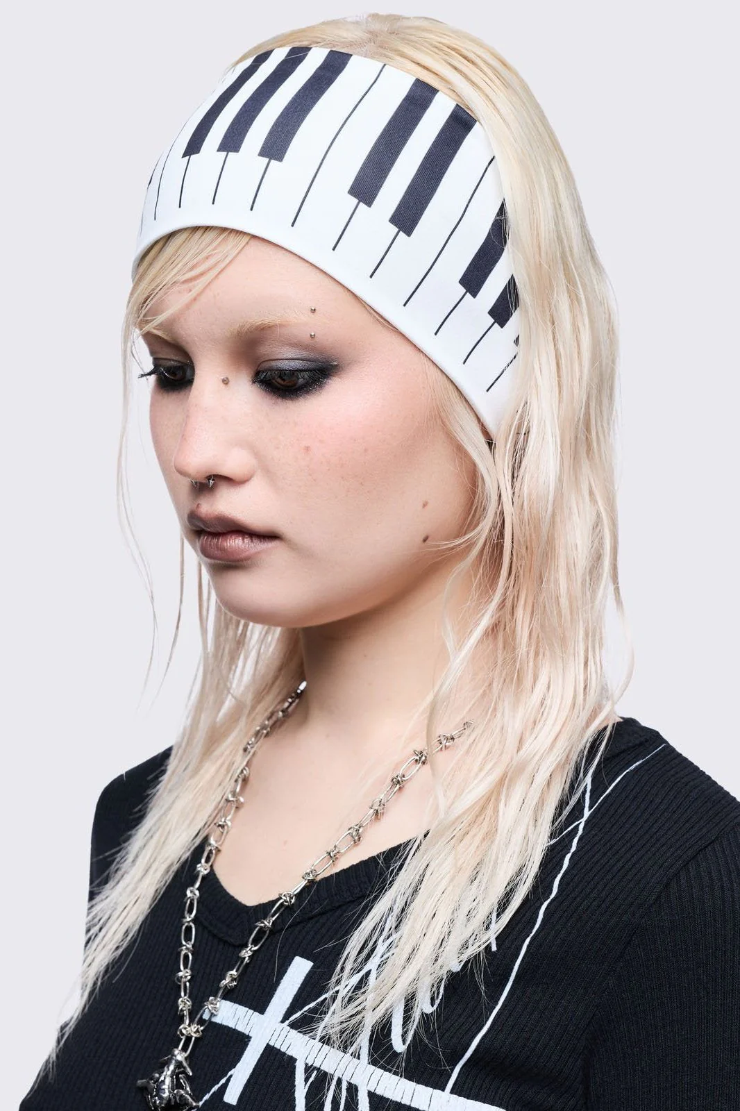 2427-melancholy-headband-1.webp Melancholy Headband