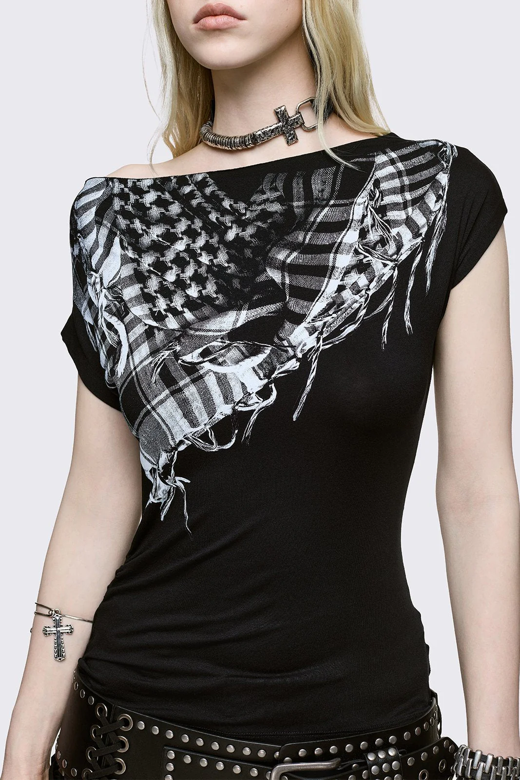529-elowen-off-shoulder-top-3.webp Elowen Off Shoulder Top