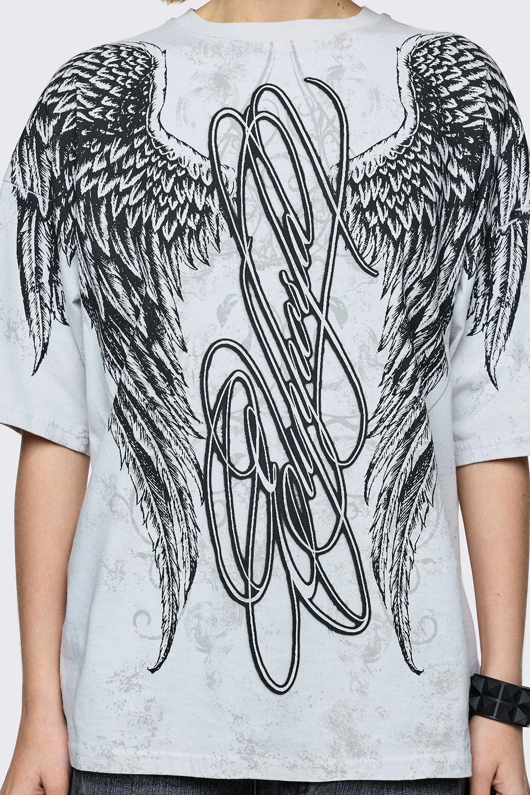 637-euphoria-t-shirt-3.webp Euphoria T-Shirt
