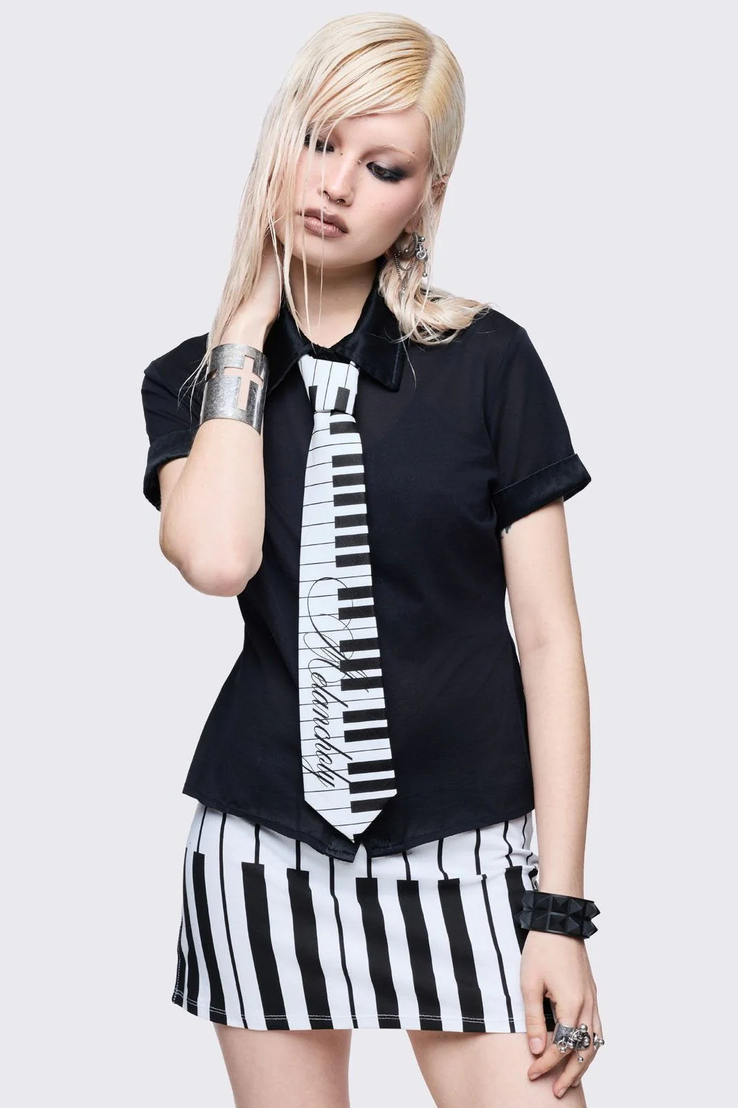 787-melancholy-tie-2.webp Melancholy Tie