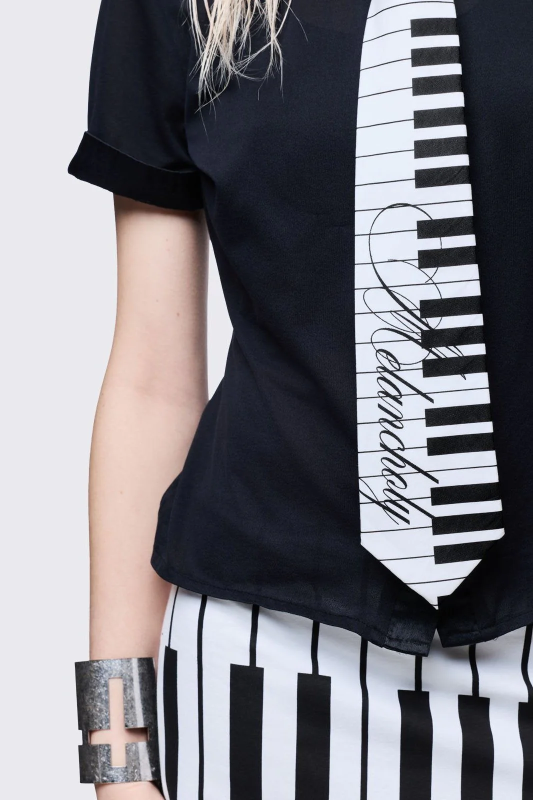 787-melancholy-tie-3.webp Melancholy Tie