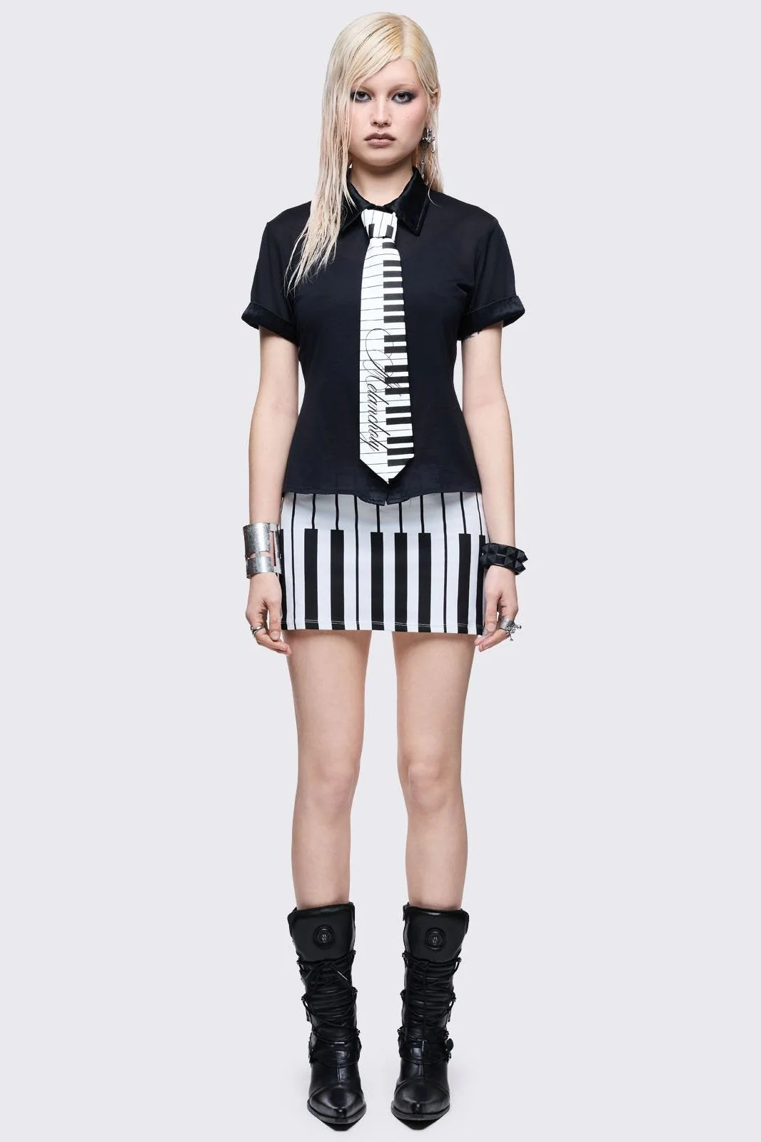 787-melancholy-tie-5.webp Melancholy Tie