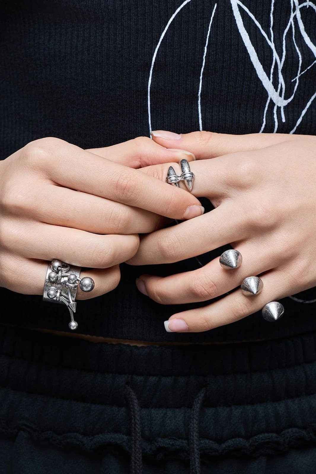 899-kiss-pierce-ring-set-2.webp Kiss & Pierce Ring Set